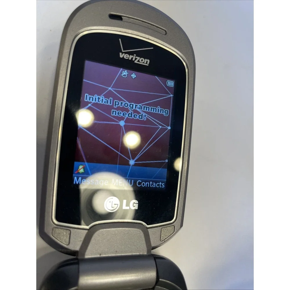 LG Revere 2- Gray (Verizon) Cellular Flip Phone 3G vintage